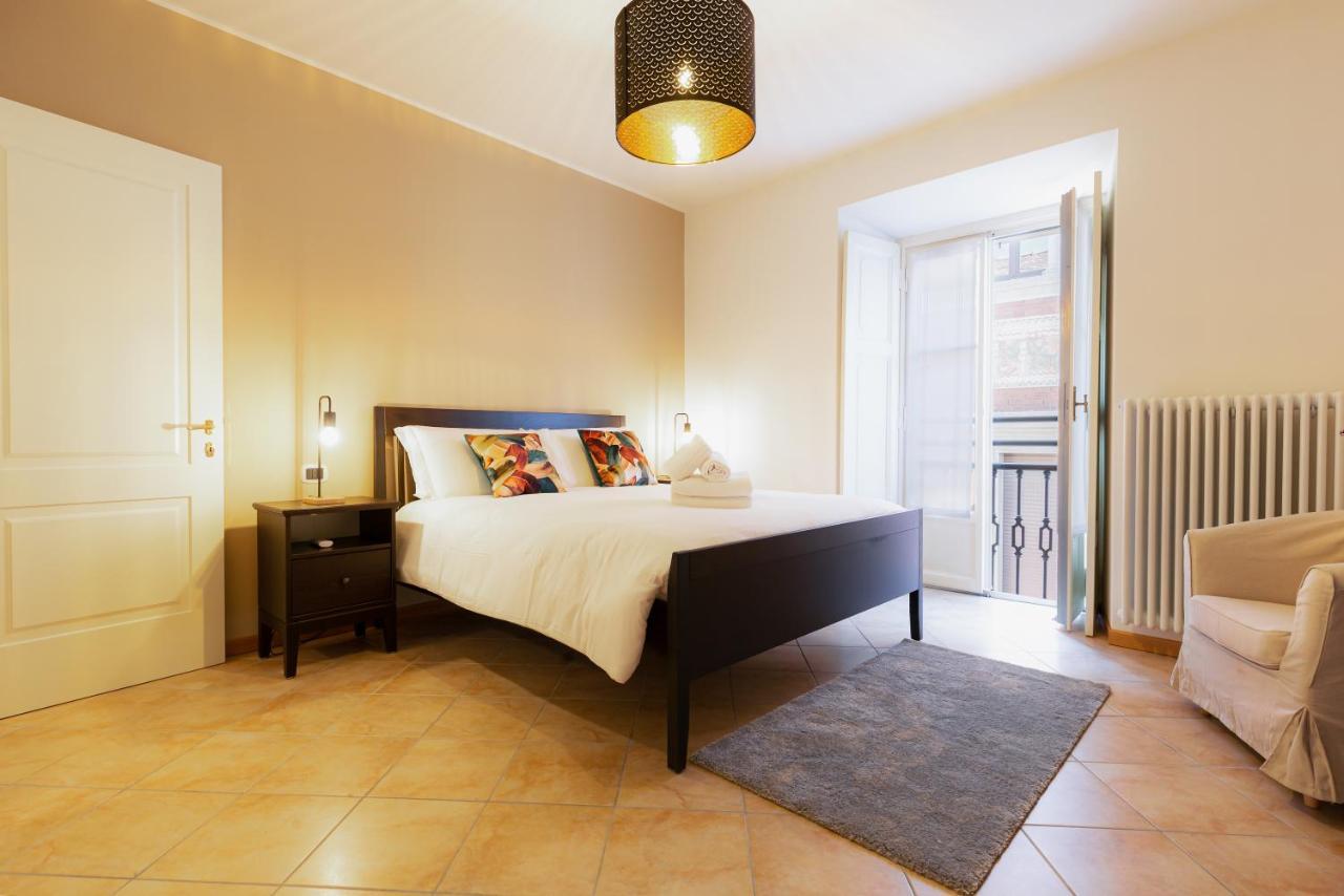 Porta Torre Como Apartment - By Relais Di Giada Luaran gambar